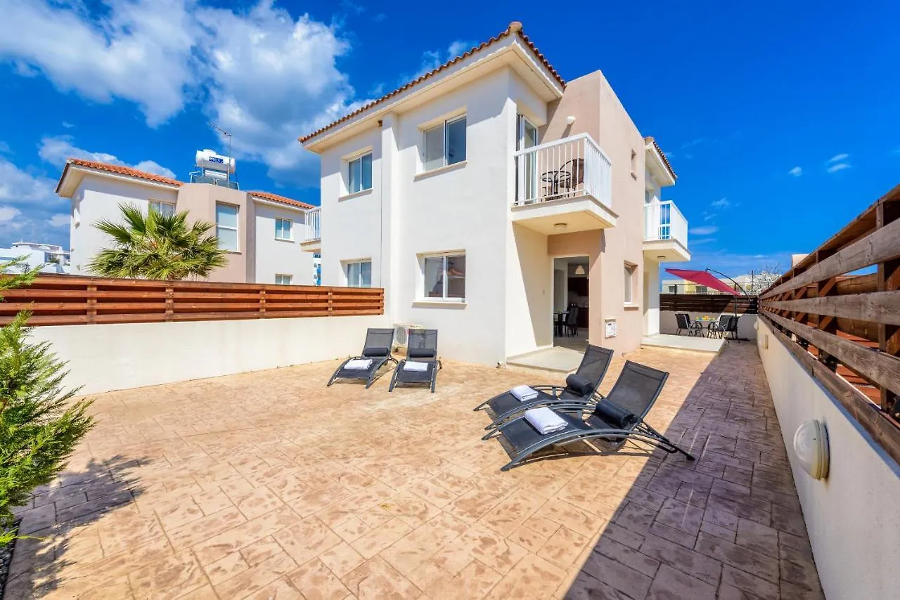 Villa Anastasia location